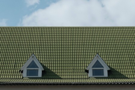 Découvrez notre gamme de peintures pour toitures et tuiles de qualité professionnelle Zolpan