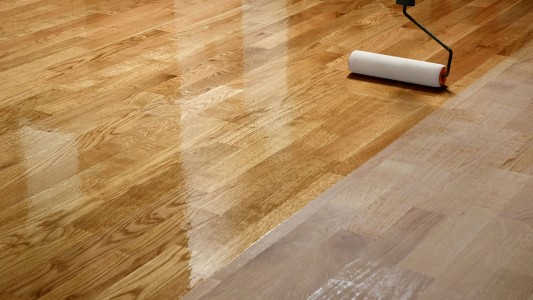 Utiliser un vitrificateur pour protéger le parquet : comment vitrifier son parquet ?